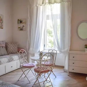 Maison La Mitra - Dimore Partenopee Nocleg ze śniadaniem
